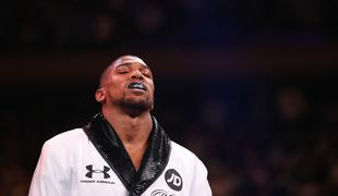 Kaj se je dogajalo tisto noč? Anthony Joshua zanika vse govorice. #video