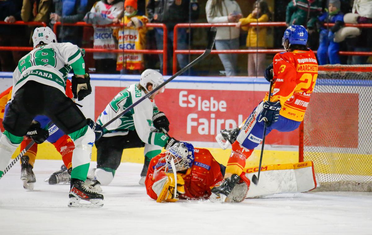 Asiago  : HK olimpija | Olimpija se mudi na pomembnem gostovanju pri Asiagu. | Foto Serena Fantini / Asiago Hockey