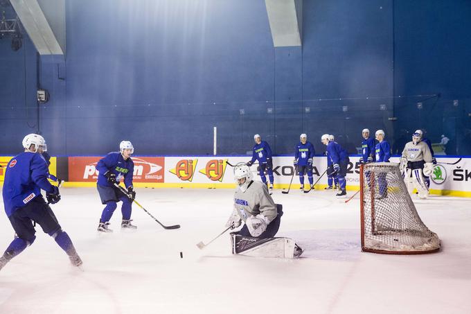 "Poudarek smo dali igri v obrambni tretjini in pa igri na gol, tako igralcev kot ploščka. Potrebno ga bo spraviti v cono, iz katere se dosegajo zadetki." | Foto: Vid Ponikvar