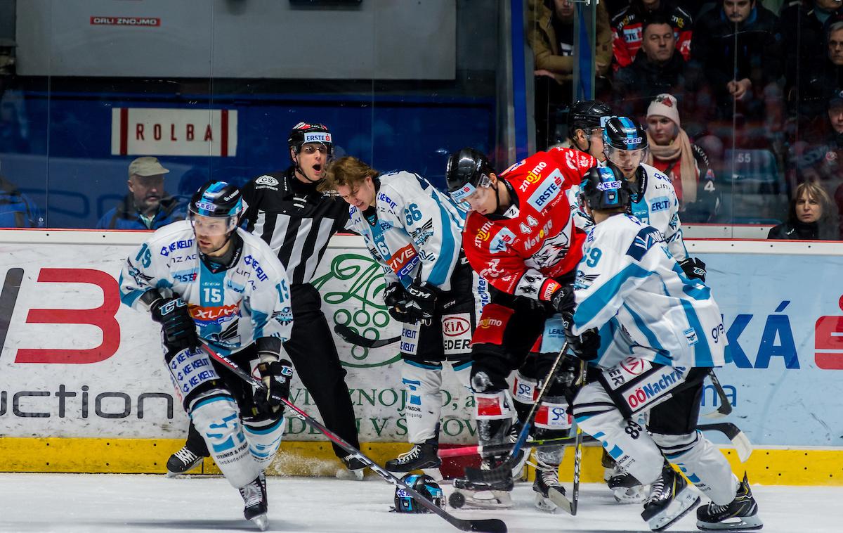 Linz Znojmo | Znojmo in Linz sta si kot zadnja zagotovila četrtfinale. | Foto Sportida