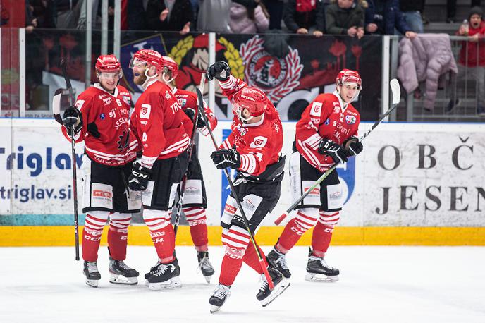 Jesenice - Olimpija | Jeseničani so premagali vodilni Pustertal, si zagotovili tretje mesto in izbiro četrtfinalnega tekmeca. | Foto Peter Podobnik/Sportida