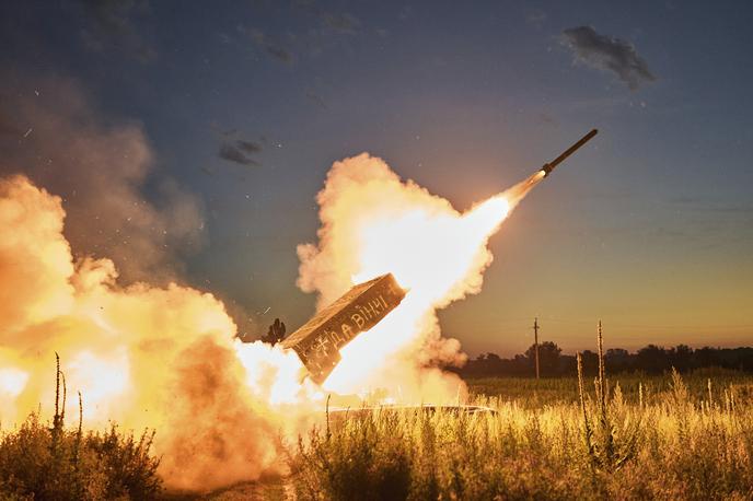 Ruski raketometi | Ruski raketomet obstreljuje ukrajinske položaje. | Foto Guliverimage