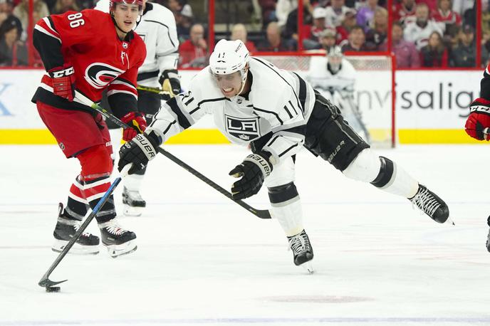 Anže Kopitar | Anže Kopitar je z Los Angelesom ostal praznih rok že devetič zapored. V Raleighu je izgubil z 1:6. | Foto Reuters