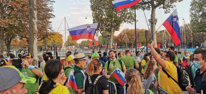 Slovenski navijači Pariz | Foto: Damjan Medica