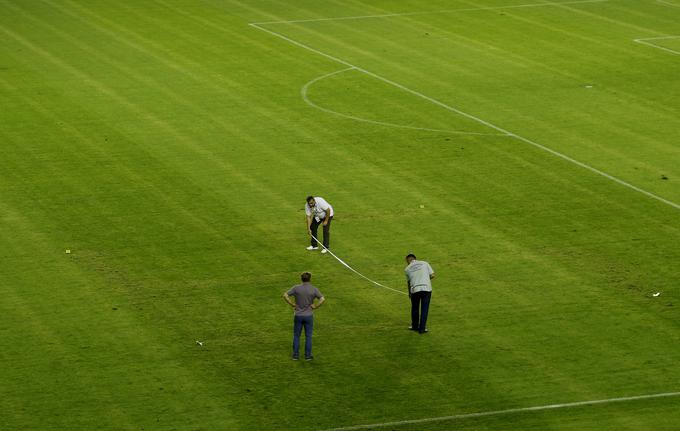 Na Poljudu sta Hrvaška in Italija pred praznimi tribunami, a tudi v prisotnosti izrisane svastike, remizirali z 1:1.  | Foto: 