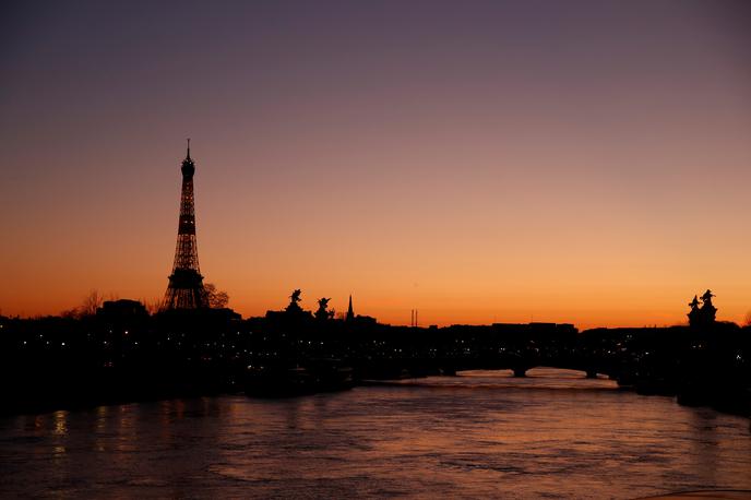 Pariz 2020 | V nasprotju s prvotnimi napovedmi kolesarjem in tekačem v Parizu vendarle ne bo treba nositi mask na odprtem, kot to morajo početi pešci in vsi drugi. | Foto Reuters