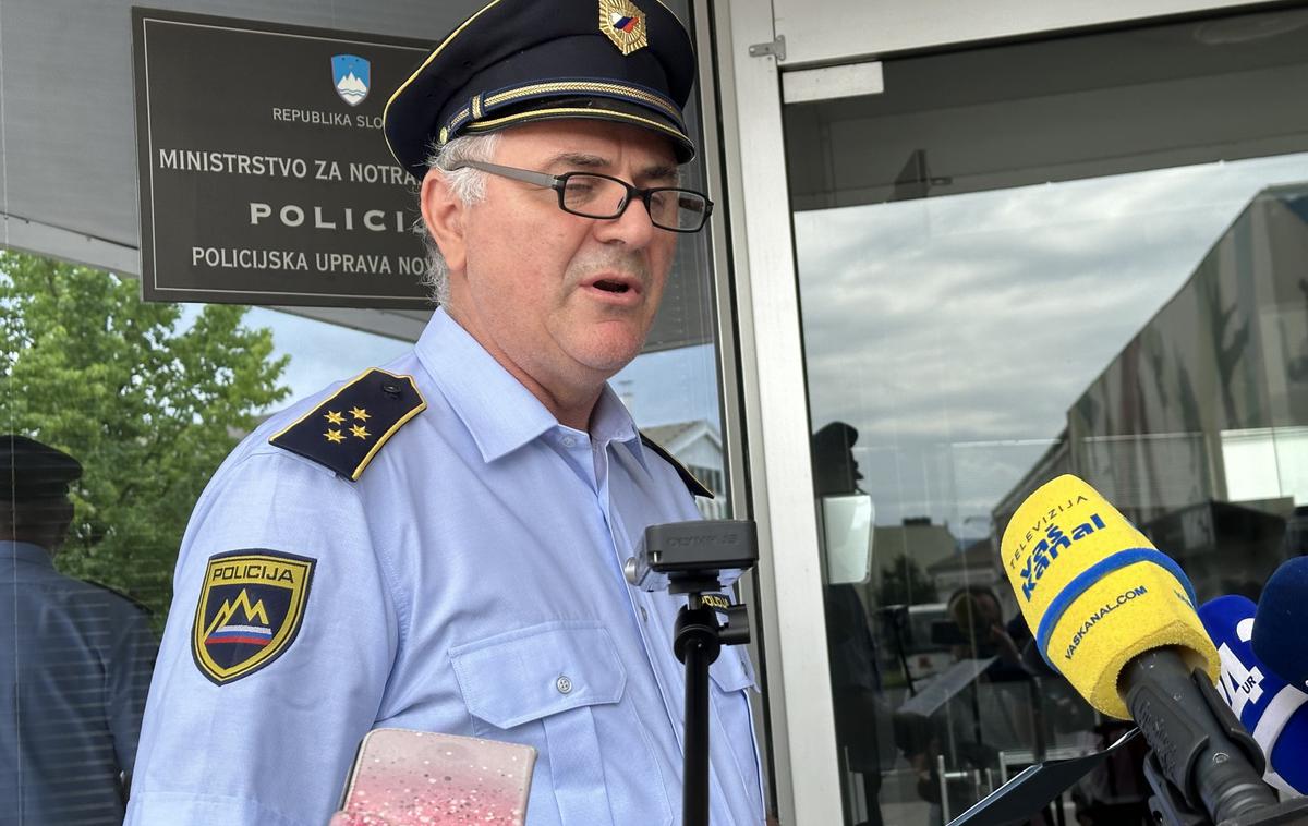 Željko Hvalec s Policijske uprave (PU) Novo mesto | Po ponedeljkovem incidentu na OŠ Velika Dolina je policija povečala svojo prisotnost v okolici šole, je povedal Željko Hvalec s Policijske uprave (PU) Novo mesto.  | Foto STA