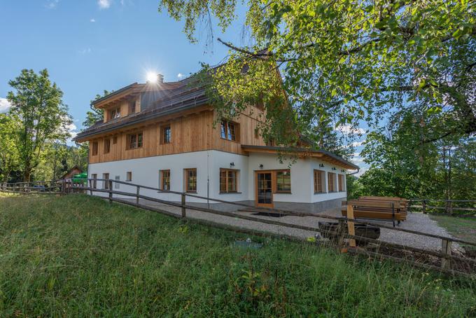 Tudi na Uskovnici imajo nov planinski dom, ki so ga pri PD Srednja vas v Bohinju zgradili na istem mestu, kot je stal prejšnji.  | Foto: PD Srednja vas v Bohinju