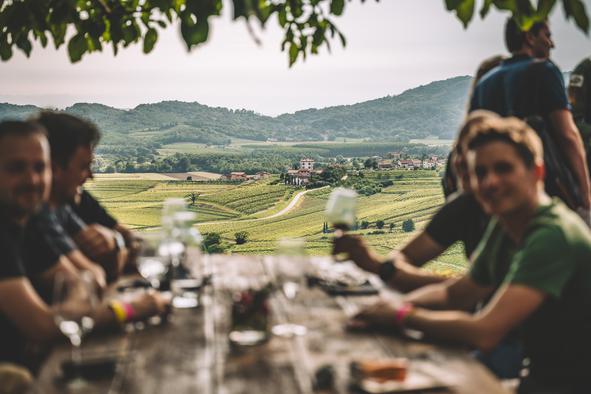 Na okušanje in raziskovanje: bližajo se Dnevi odprtih kleti v Brdih