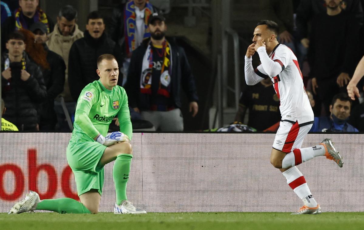 Rayo Vallecano Barcelona | Edini zadetek na srečanju je v 7. minuti dosegel Alvaro Garcia. | Foto Reuters