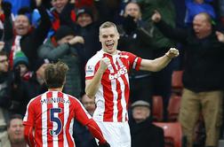 Kapetan Stoke Cityja na operacijo hrbta