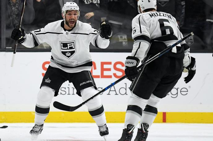 Los Angeles Kings | Los Angeles Kings so z 2:0 premagaki Carolino, a ostajajo na dnu razpredelnice v ligi NHL. | Foto Getty Images