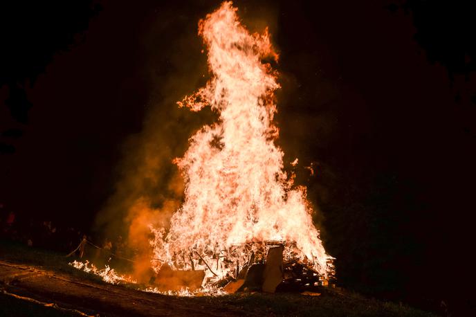 Kresovanje | Kmetje bodo v znak protesta zakurili kresove, ki bodo vidni z avtocest. | Foto STA