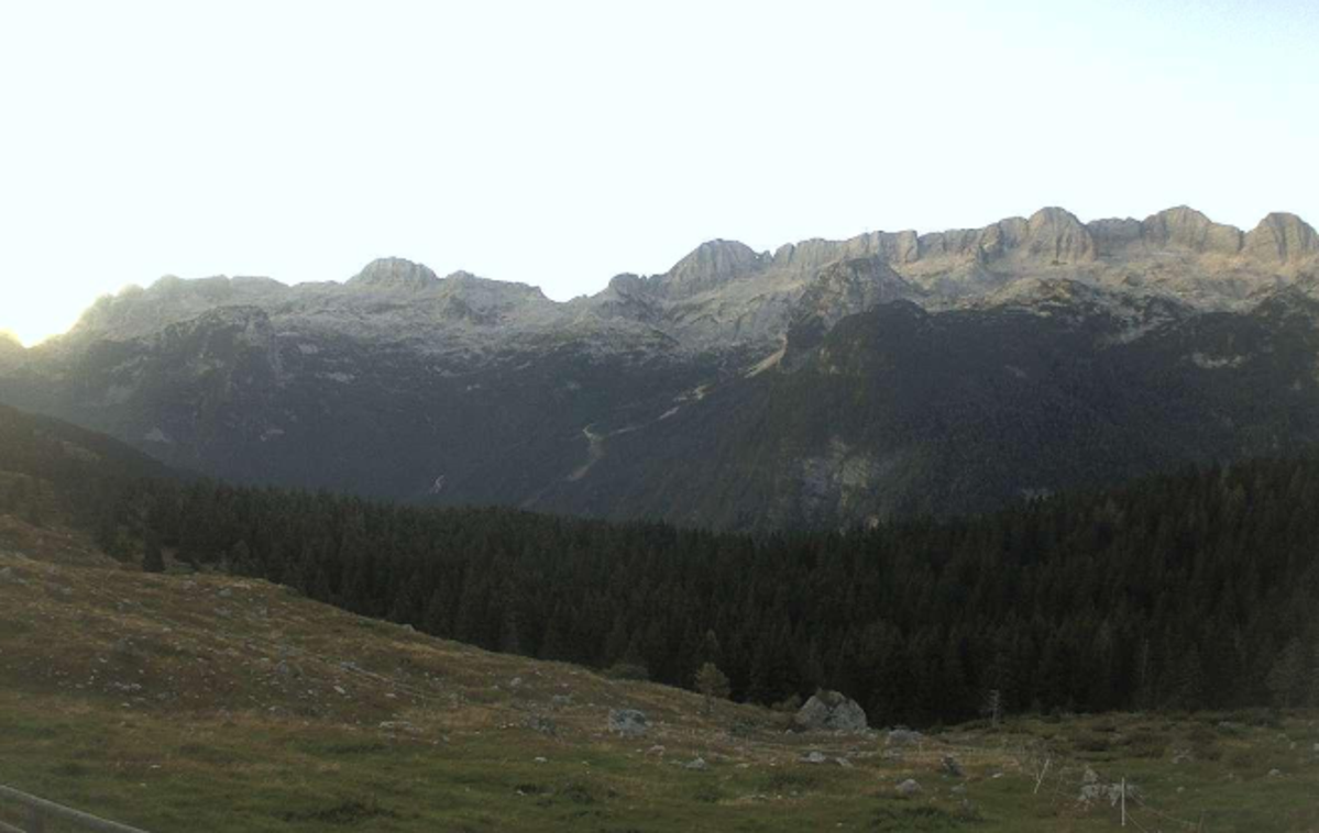 Vreme | Danes popoldne se bo v hribovitih krajih na zahodu oblačnost povečala. | Foto zajem zaslona