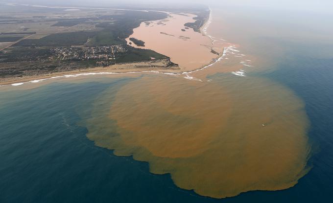 Poplave v Linharesu, Brazilija.  | Foto: Reuters