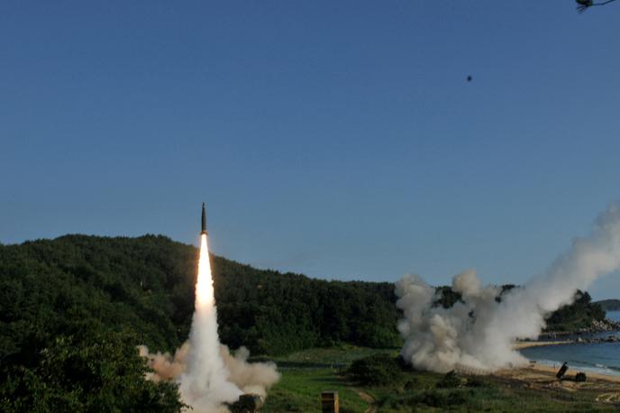 raketa ATACMS | Moskva je že večkrat obsodila uporabo zahodnih raket dolgega dosega za napade na cilje v Rusiji in zagrozila s povračilnimi ukrepi. | Foto Reuters