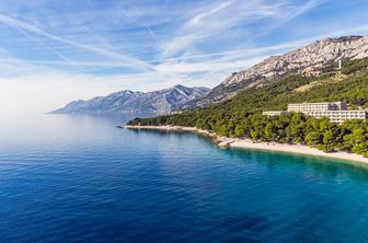 Družinski Bluesun hotel Marina ob plaži, kjer je vsak trenutek užitek