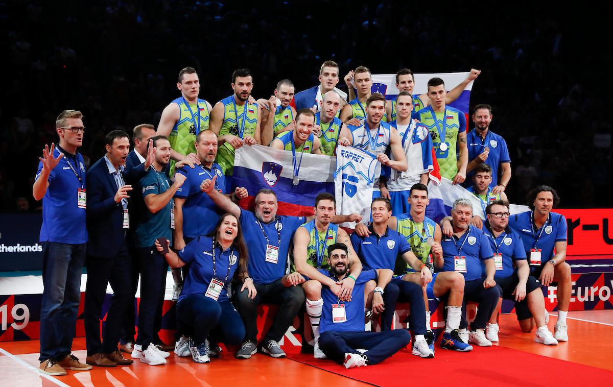 Slovenija odbojka | Evropska odbojkarska zveza (CEV) je Slovence nagradila z 200 tisočaki, še 50 jih je pristavila slovenska vlada. | Foto Sportida