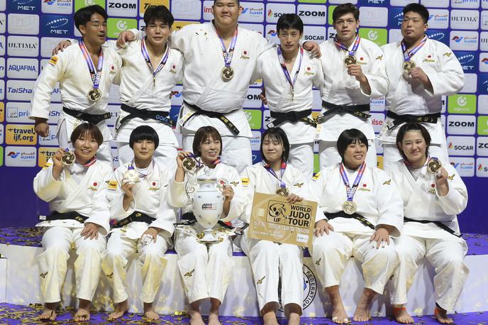 Doha, SP v judu 2023, reprezentanca Japonske | Japonci so na tekmi mešanih ekip v Dohi osvojili nov naslov svetovnih prvakov. | Foto Guliverimage