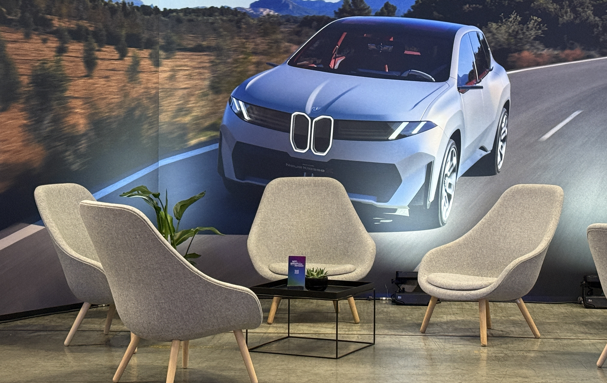 BMW Landshute tovarna Neue Klasse | Pri BMW serijo rešitev in tehnologij, ki bodo namenjene avtomobilom različnih pogonov, ocenjujejo za enega svojih najpomembnejših mejnikov. | Foto Gregor Pavšič