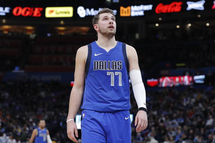 Luka Dončić | Luka Dončić se je ustavil pri 35 točkah, desetih skokih in sedmih asistencah. | Foto Reuters