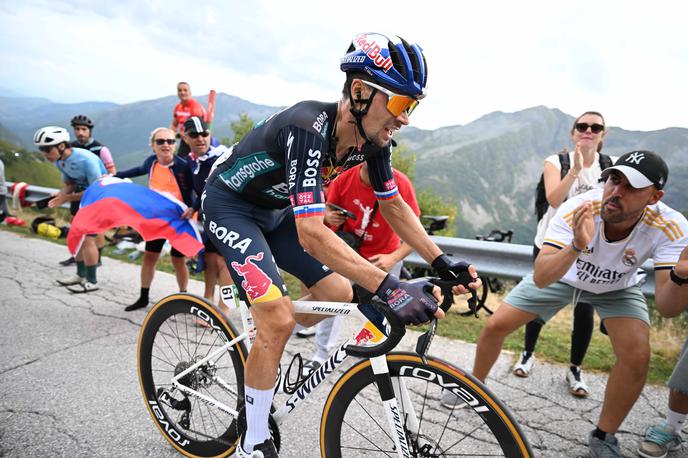 Vuelta Primož Roglič | Primož Roglič je vse bližje rdeči majici vodilnega. Njegov zaostanek je po nedelji 43 sekund. | Foto Guliverimage