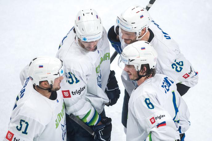 slovenska hokejska reprezentanca Romunija | Slovenska reprezentanca ima danes prost dan, namenjen regeneraciji, v petek pa jo čaka  tekma z D za prvo mesto z Madžari. | Foto Domen Jančič/HZS