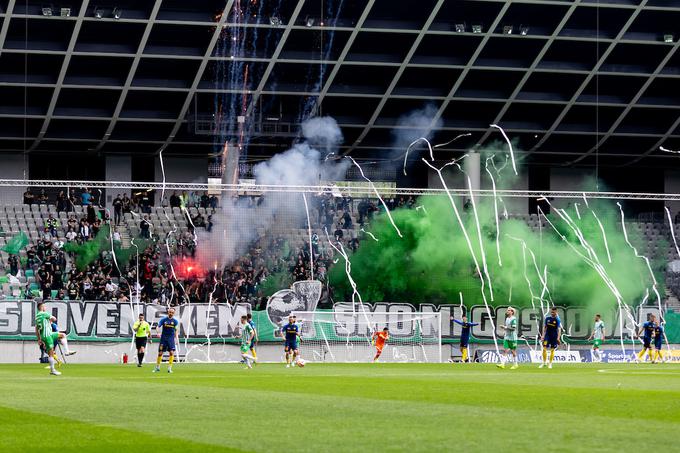 Olimpija je zadnjo tekmo v Stožicah odigrala prejšnji mesec v sklepnem dejanju 1. SNL, ko je doma izgubila s Celjem (0:2), po tekmi pa prejela kanto. | Foto: Matic Klanšek Velej/Sportida