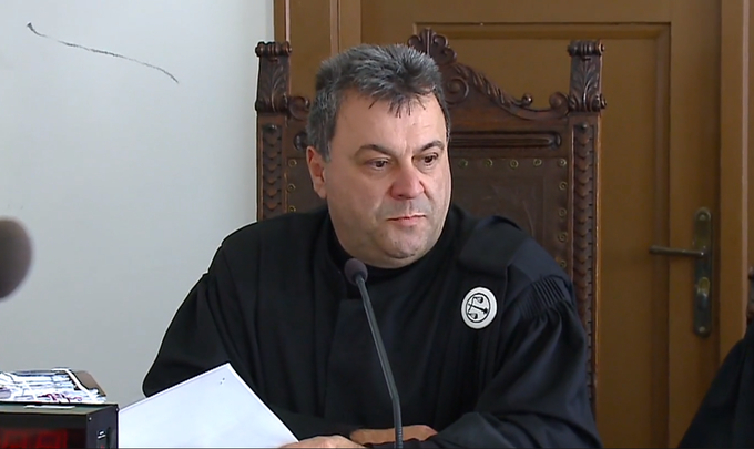 Sodnik Zvjezdan Radonjić je po poročanju Dela v pisni sodbi jasno nakazal, da bi velik motiv za Jamnikov umor lahko imel Michel Stephan. | Foto: Planet TV