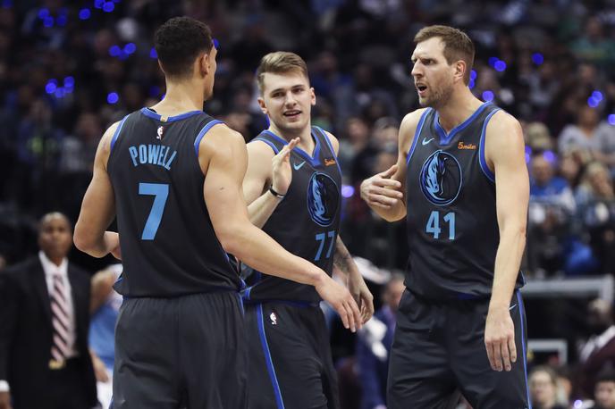 Luka Dončić in Dirk Nowitzki | Ko se srečata dva rodova: Luka Dončić in Dirk Nowitzki | Foto Reuters