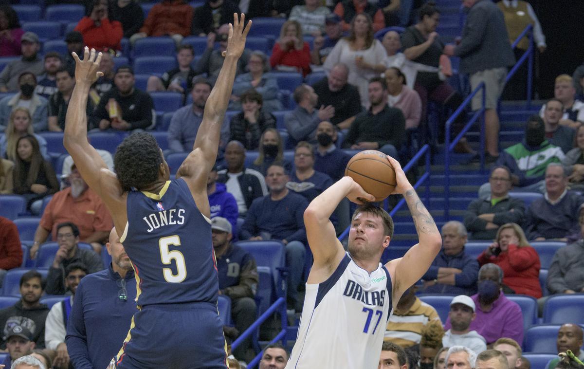 Luka Dončić | Dončić je v prvi četrtini zbral 18 točk in še podal za šest košev Dallasa. | Foto Guliver Image