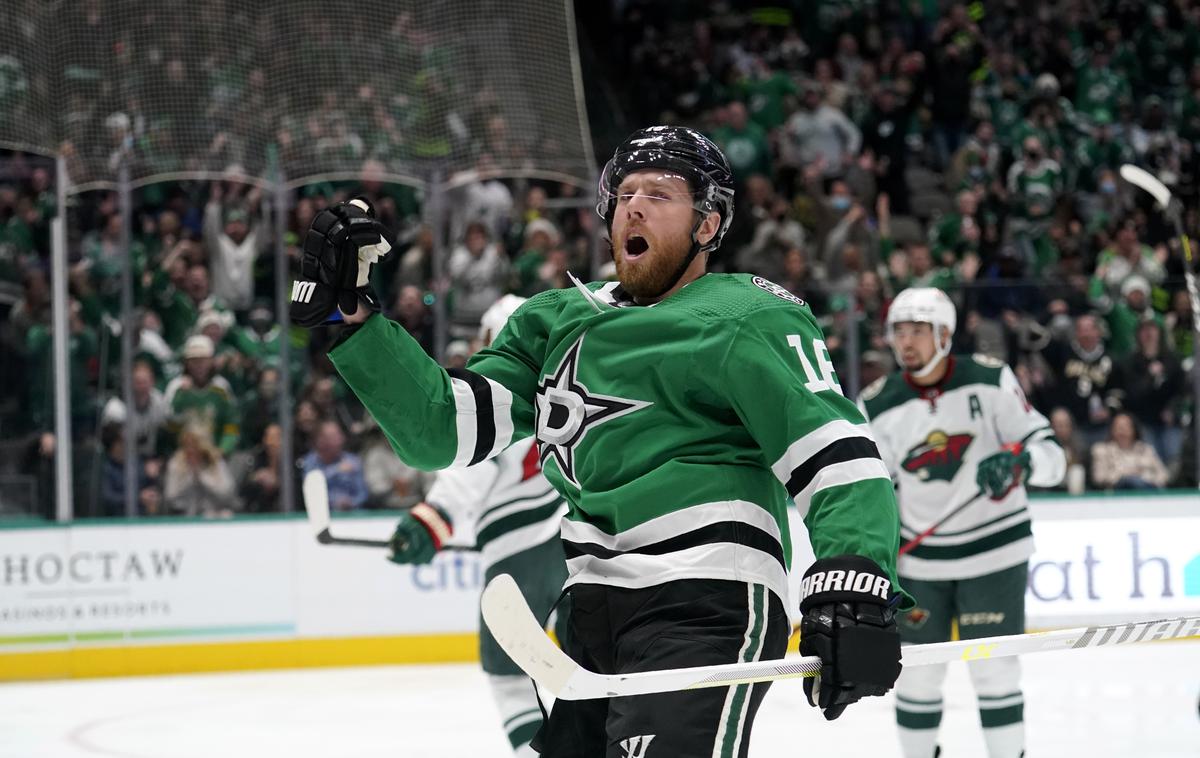 Dallas Stars Joe Pavelski | Hokejisti Dallasa so v goleadi premagali Minnesoto. Joe Pavelski je zadel že po 90 sekundah. | Foto Guliverimage