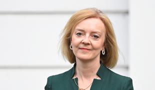 Liz Truss odstavila finančnega ministra Kwartenga