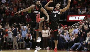 Chris Paul je trojke metal kot nor, v finalu tudi Golden State Warriors