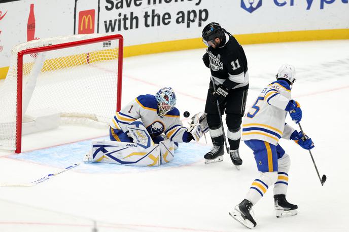 Anže Kopitar Los Angeles Kings | Anže Kopitar s soigralci ni našel poti do mreže. | Foto Reuters