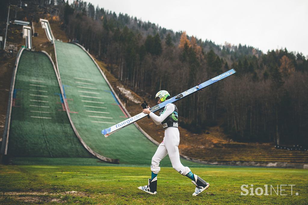 Skakalci trening Planica