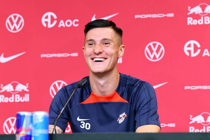 RB Leipzig Benjamin Šeško | Benjamin Šeško na prvi novinarski konferenci v Leipzigu. | Foto Guliverimage