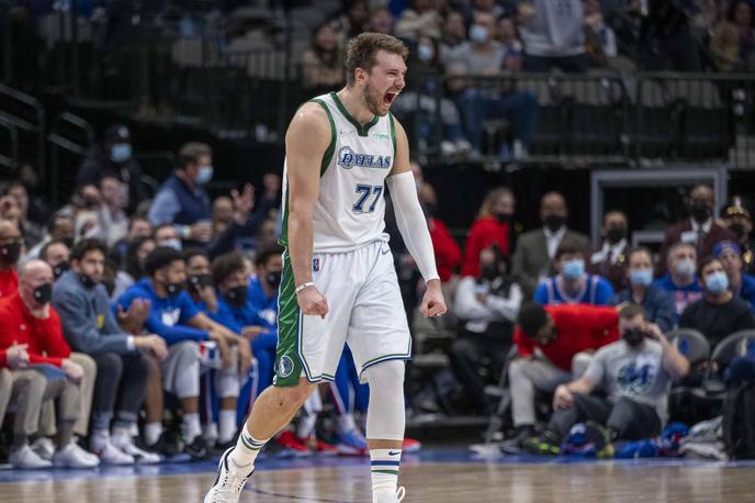 Luka Dončić | Luka Dončić je blestel pred in med tekmo. | Foto Reuters