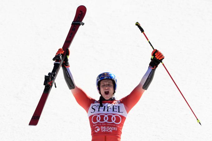 Če gledamo še lansko zimo, je Marco Odermatt v veleslalomu nepremagan 12 tekem. | Foto: Guliverimage