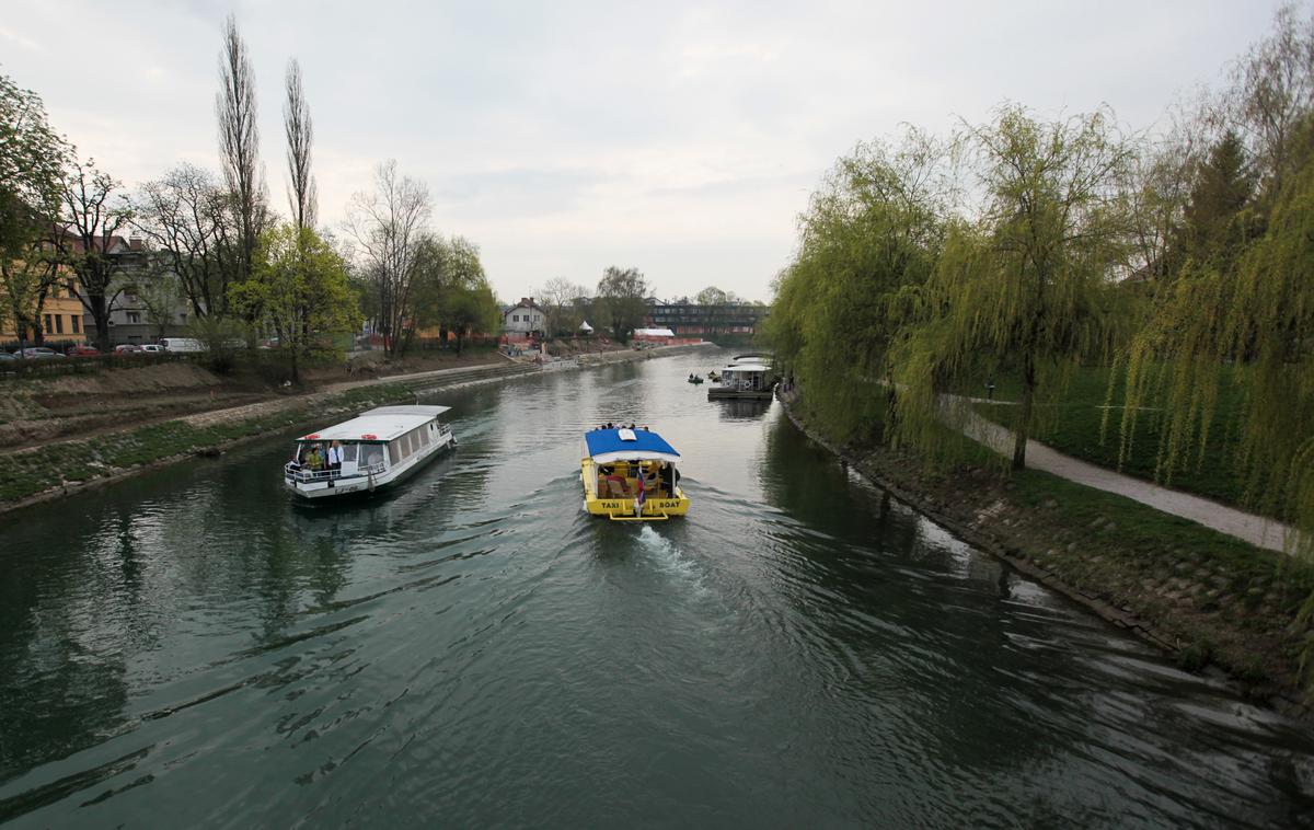 reka Ljubljanica | Plavalec si je privoščil plavanje v Ljubljanici. (Fotografija je simbolična.) | Foto Simon Plestenjak