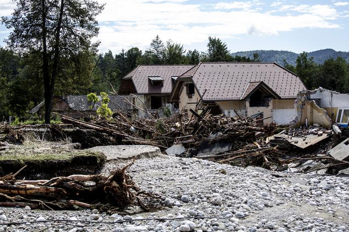 Poplave Kamnik | "Prvi stalni nadomestitveni objekti bi tako lahko bili postavljeni v kakšnem letu, verjetno prej to ni mogoče," je povedala arhitektka Mima Suhadolc. | Foto Ana Kovač