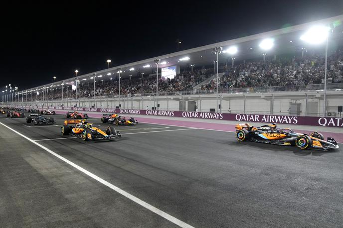 Katar štart Oscar Piastri Lando Norris McLaren | Štart šprinterske dirke v Katarju, na katerem je OScar Piastri zadržal prvo mesto. | Foto Reuters