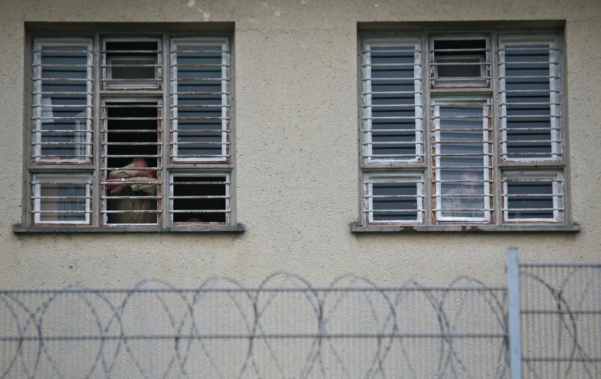 zapor Dob | Na Dobu je prestajal kazen od februarja 2007, pred tem je bil v ljubljanskem zaporu. | Foto Matjaž Rušt