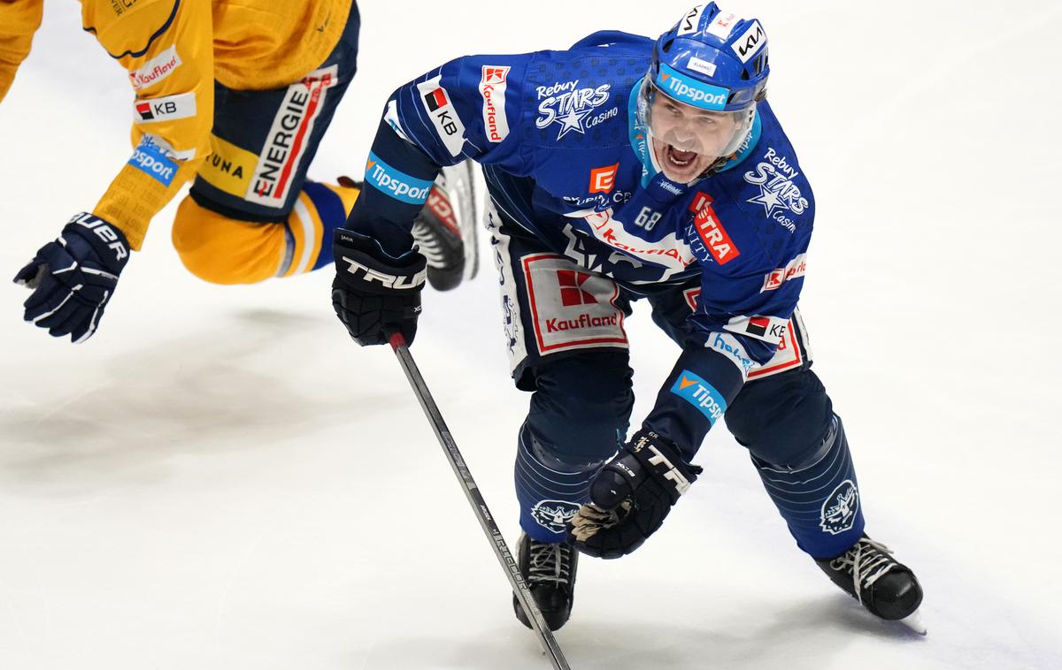 Jaromir Jagr, Kladno | Jaromir Jagr je lastnik hokejskega kluba v rodnem Kladnu, občasno pa še stopi na led, včeraj je postavil rekord. | Foto Guliverimage