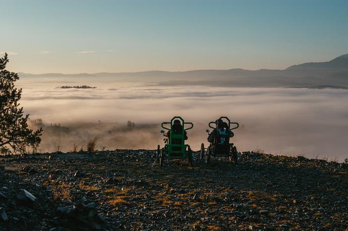 invalidi | Usoda, ki ju je priklenila na invalidski voziček, ni premagala njune volje, da vztrajata pri tem, kar počneta najraje. | Foto Huawei