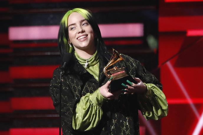 Billie Eilish grammy | Velika zmagovalka lanskih grammyjev je bila najstnica Billie Eilish. | Foto Reuters