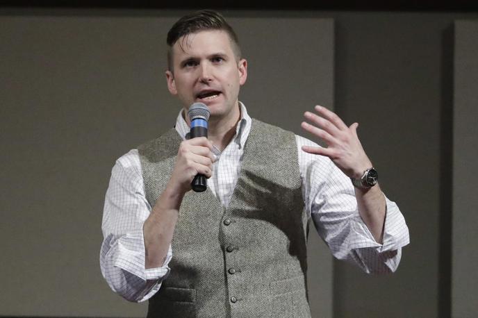 Richard Spencer | Richard Bertrand Spencer velja za enega od voditeljev gibanja Alt-right. Leta 2016 je glasoval za Donalda Trumpa, a ga je ta razočaral, zato je lani glasoval za njegovega protikandidata Joeja Bidna. Ta seveda zavrača njegovo podporo.  | Foto Guliverimage