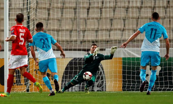 Na kvalifikacijski tekmi na Malti je določil zmagovalca. To je bil njegov strelski prvenec za reprezentanco. | Foto: Reuters