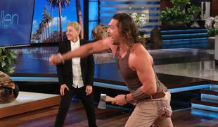 Jason Momoa obvlada sekiromet #video