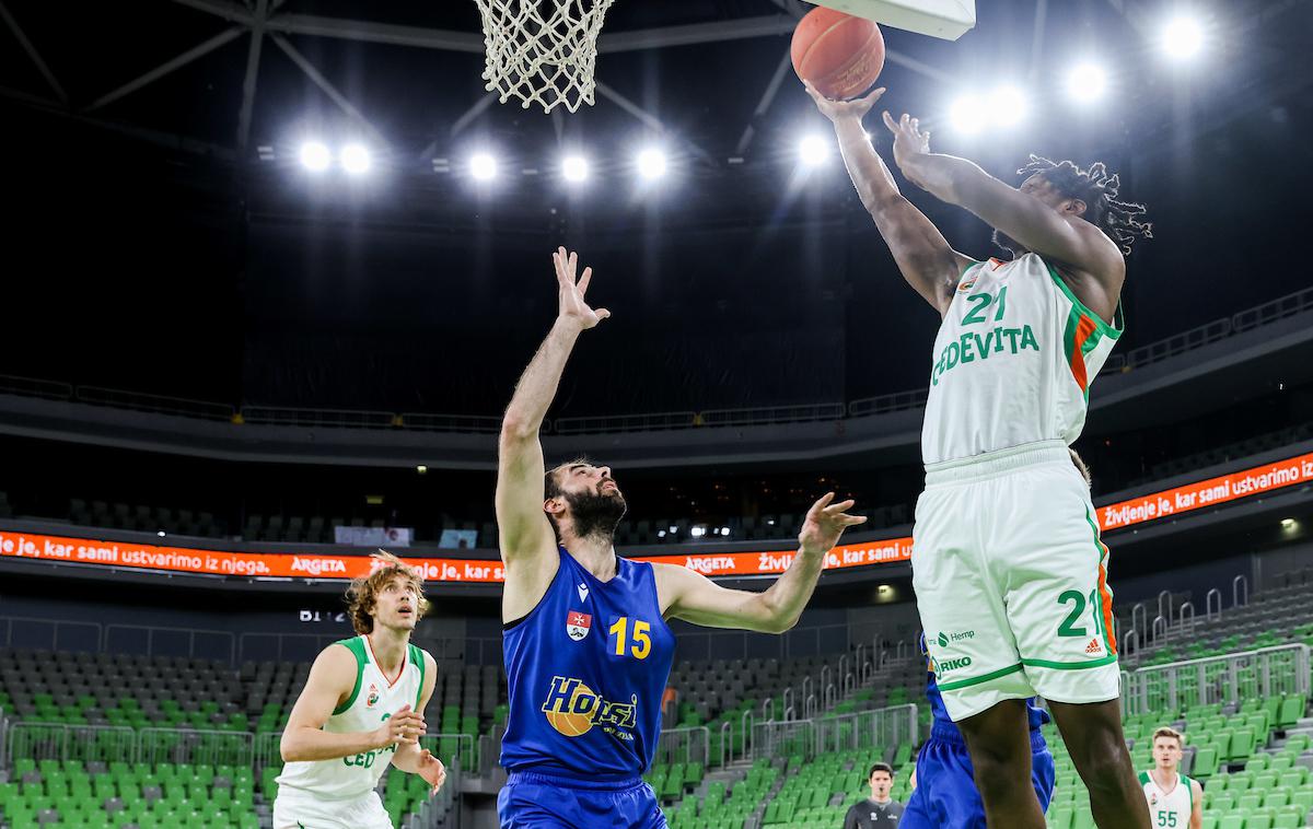 Cedevita Olimpija Hopsi Polzela | Olimpija je v prvi tekmi zanesljivo opravila s Hopsi. | Foto Vid Ponikvar